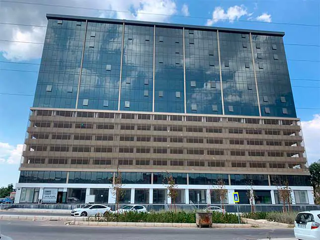 Onuk Plaza 4