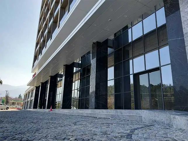 Ramada Otel Tire 4