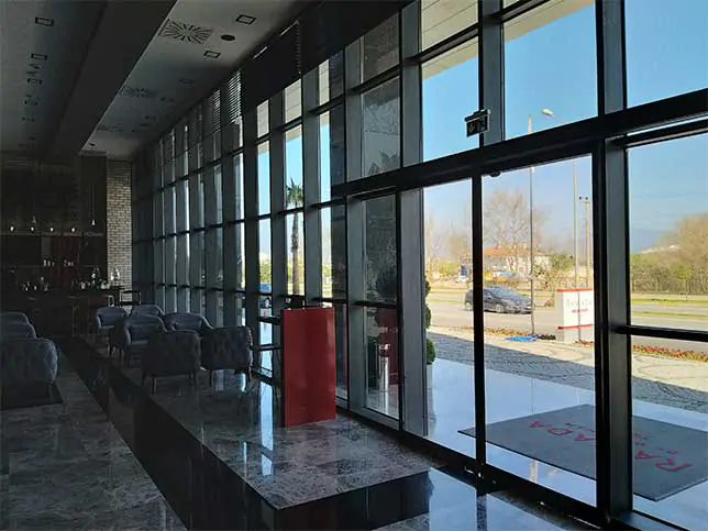 Ramada Otel Tire 22